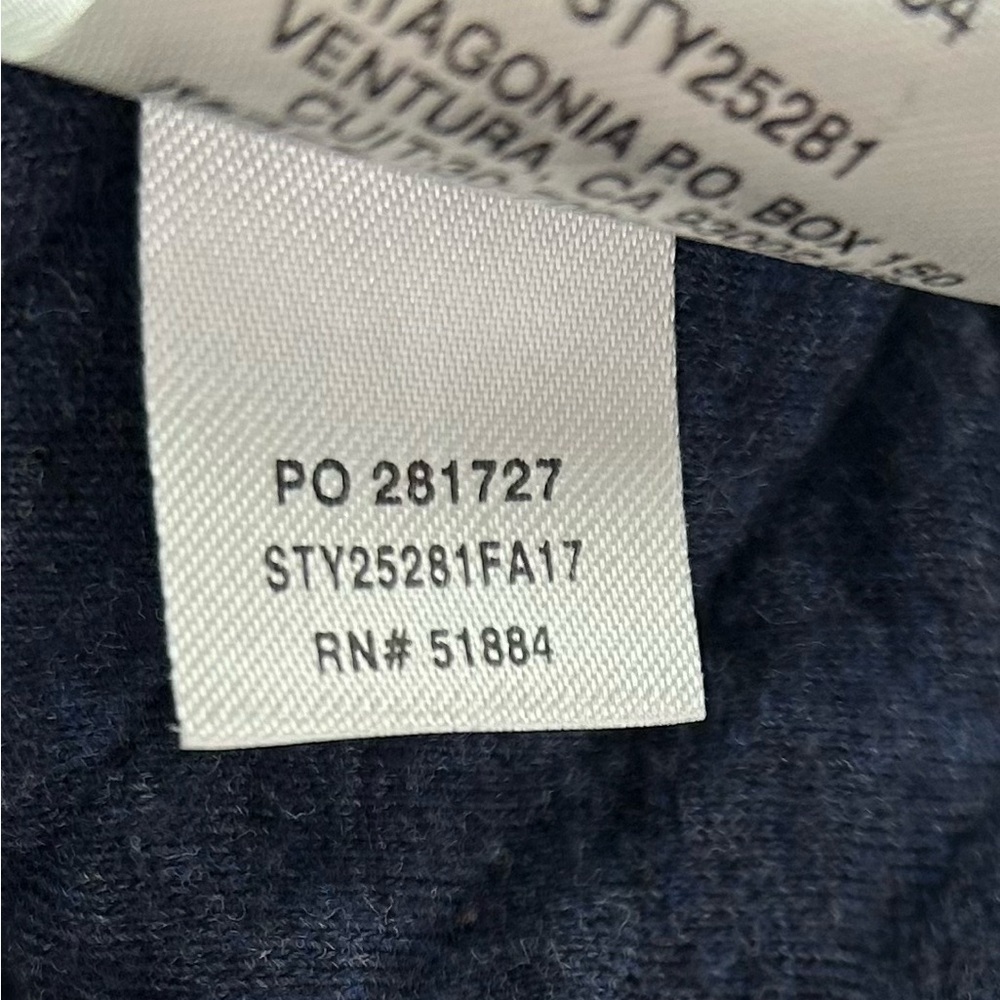 Patagonia Navy Quilted Pullover with Magenta Trim - Picture 6 of 8